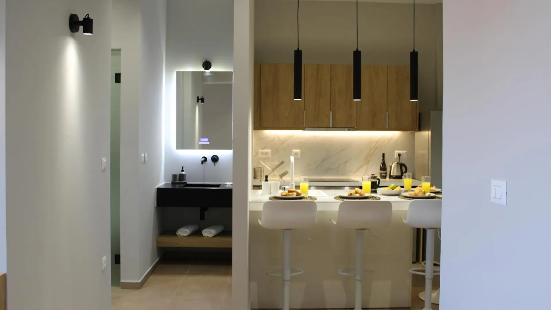 Modern Living Apartment Lakithra