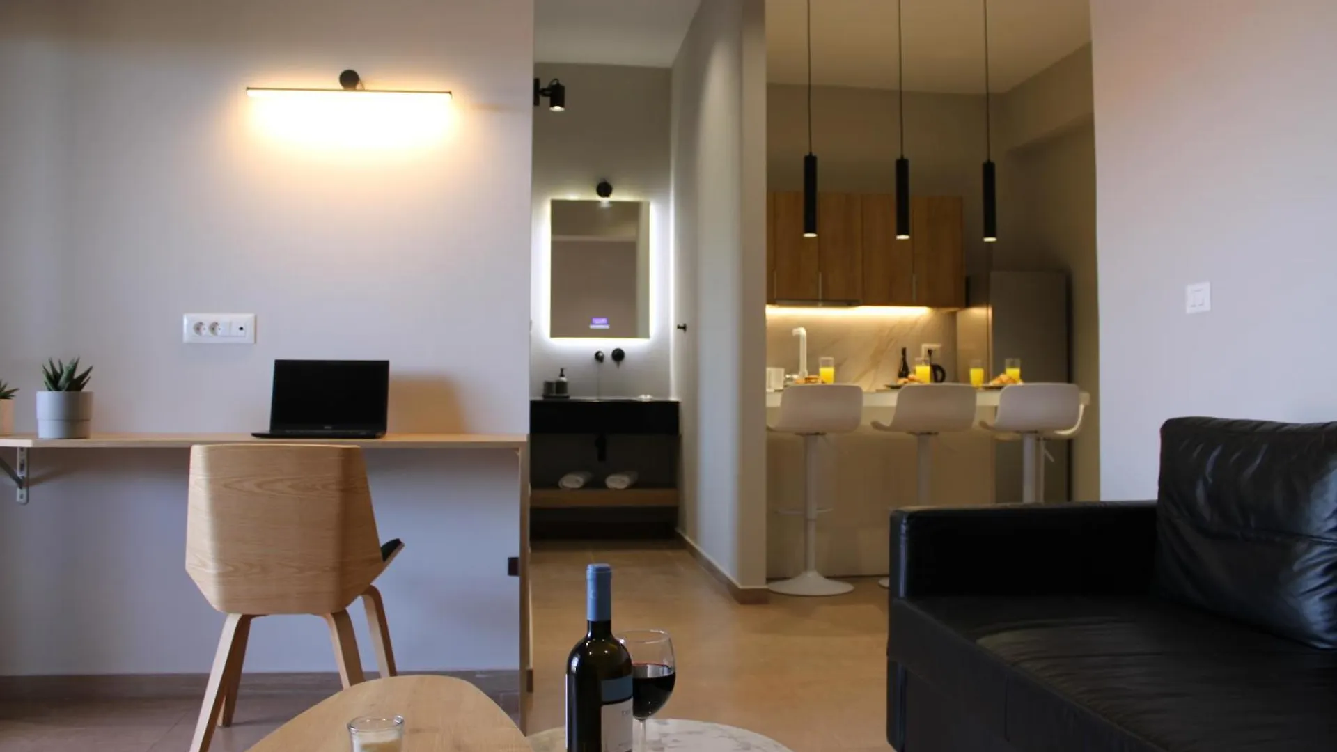 Modern Living Apartment Lakithra